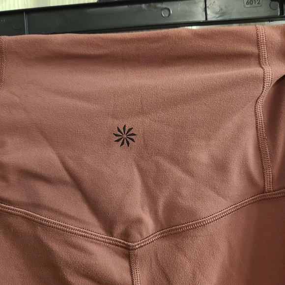 Mauve flare yoga pants small Athleta - Picture 8 of 9
